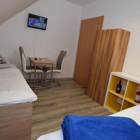 Monteurzimmer Kirchheim-Teck Kirchheim unter Teck Luaran gambar