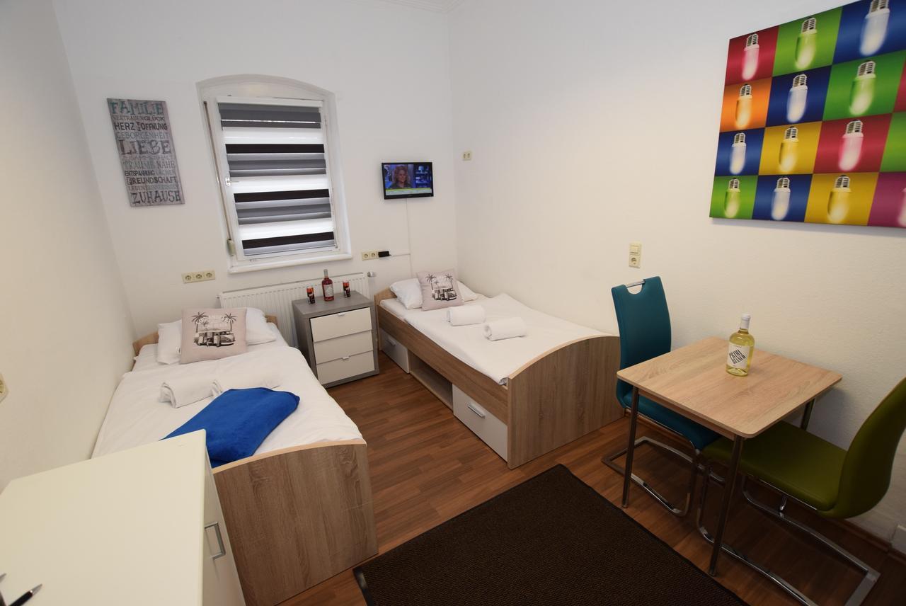 Monteurzimmer Kirchheim-Teck Kirchheim unter Teck Luaran gambar