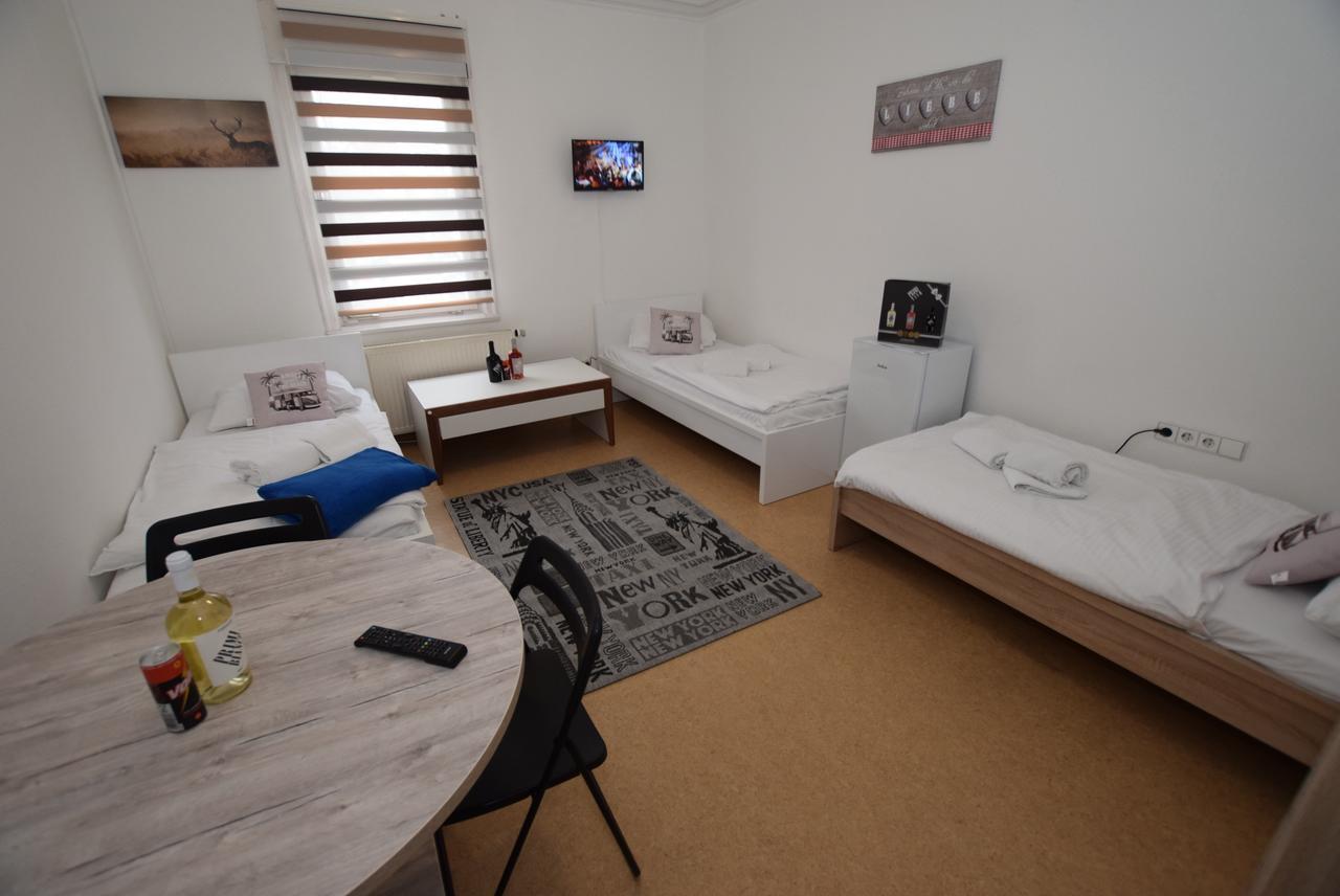 Monteurzimmer Kirchheim-Teck Kirchheim unter Teck Luaran gambar