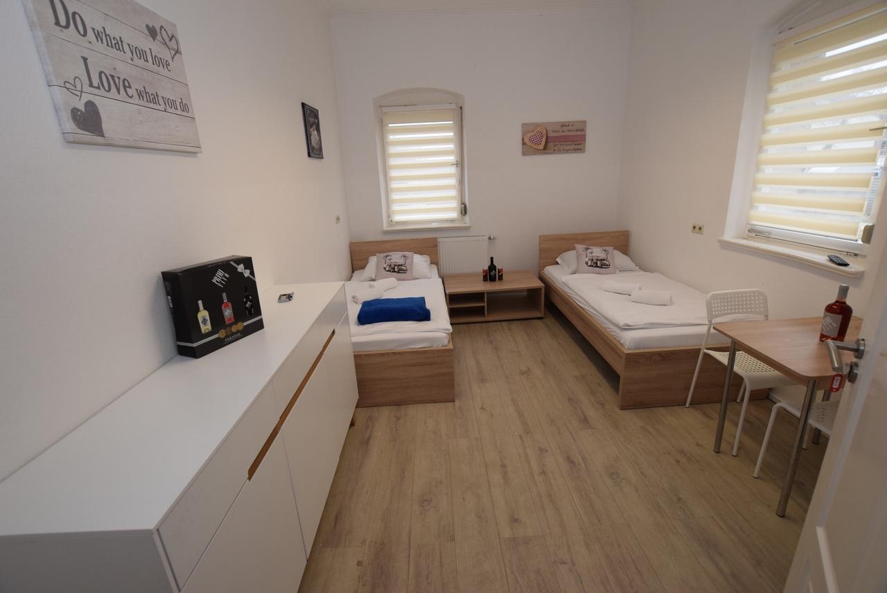 Monteurzimmer Kirchheim-Teck Kirchheim unter Teck Luaran gambar