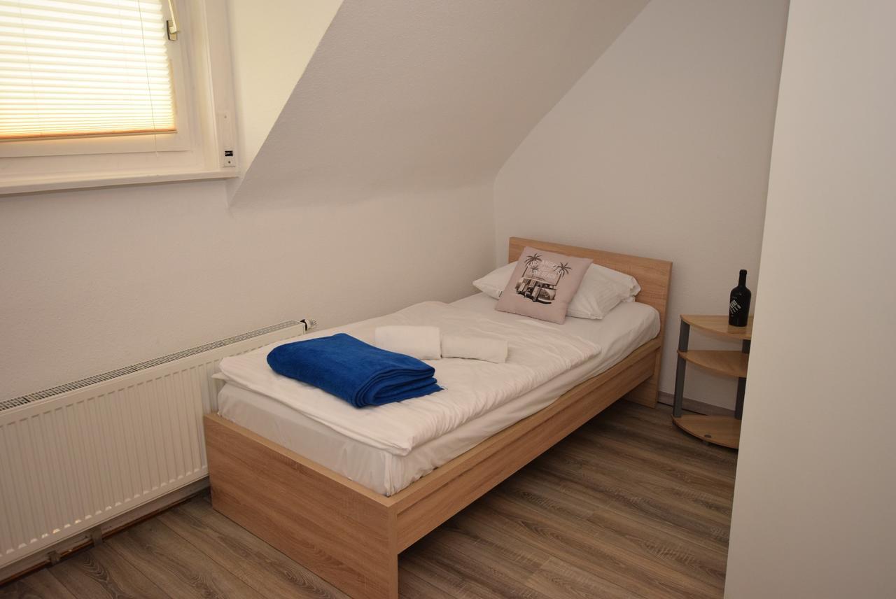 Monteurzimmer Kirchheim-Teck Kirchheim unter Teck Luaran gambar