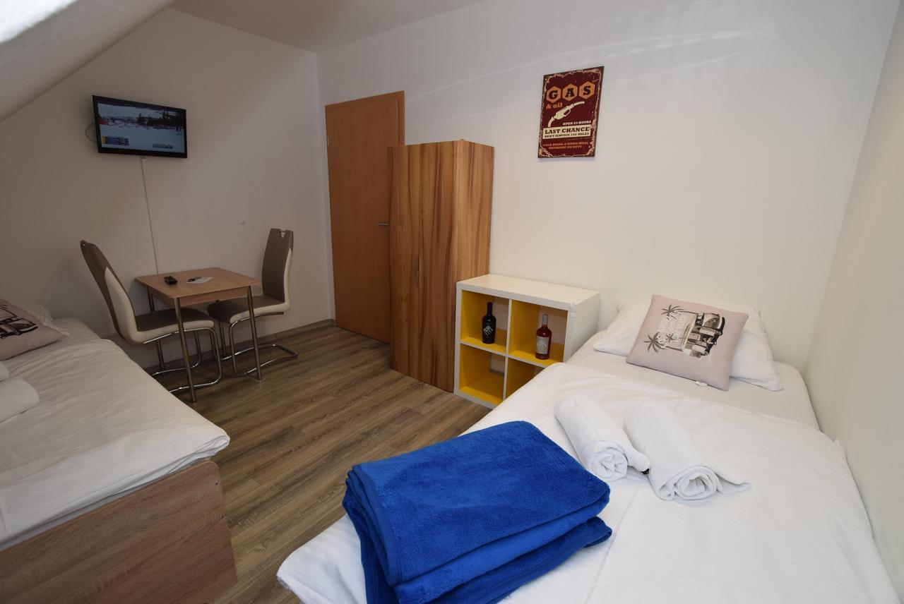 Monteurzimmer Kirchheim-Teck Kirchheim unter Teck Luaran gambar