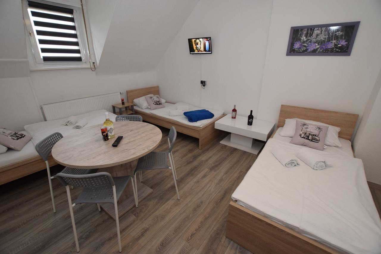 Monteurzimmer Kirchheim-Teck Kirchheim unter Teck Luaran gambar